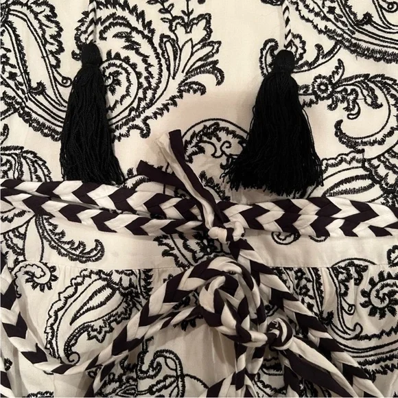Alice + Olivia Lilian Embroidered Black & White Dress - Picture 6 of 7
